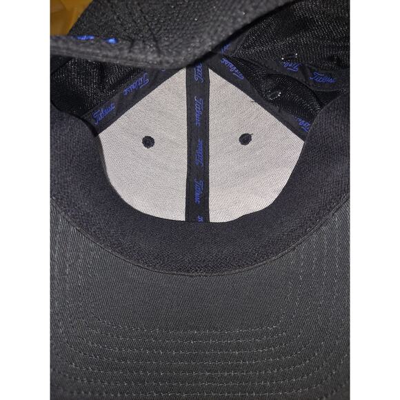 Titleist Black with Blue‎ Writing Fitted Hat Size S/M - Picture 5 of 6